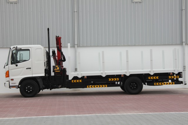 xe-cau-hino image Xe tải cẩu unic