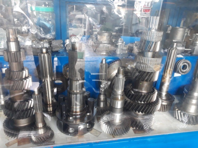Hộp số xe hino 500